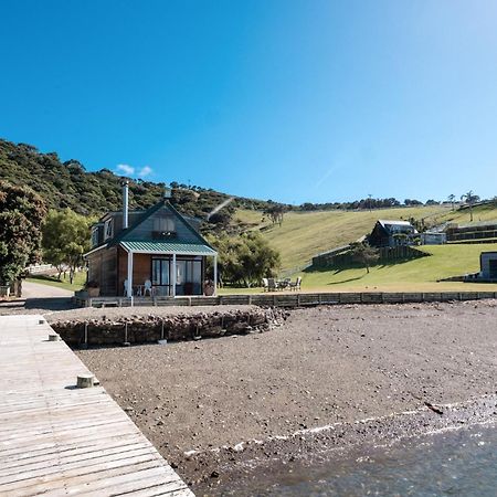Waiheke Waters Edge Villa Omiha ภายนอก รูปภาพ