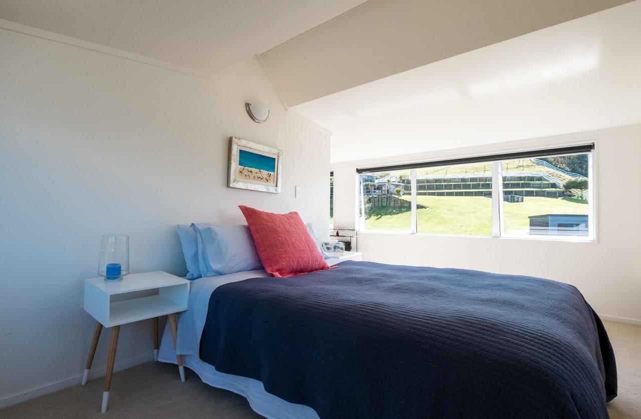 Waiheke Waters Edge Villa Omiha ภายนอก รูปภาพ